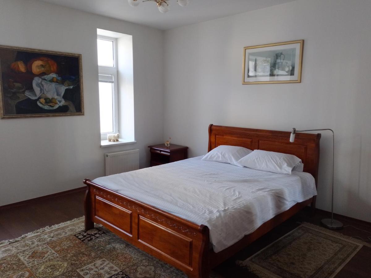 Premium Class Apartment, Free Parking, Maximum 5 Guests, 2 Bedrooms, 3 Beds 리가 외부 사진